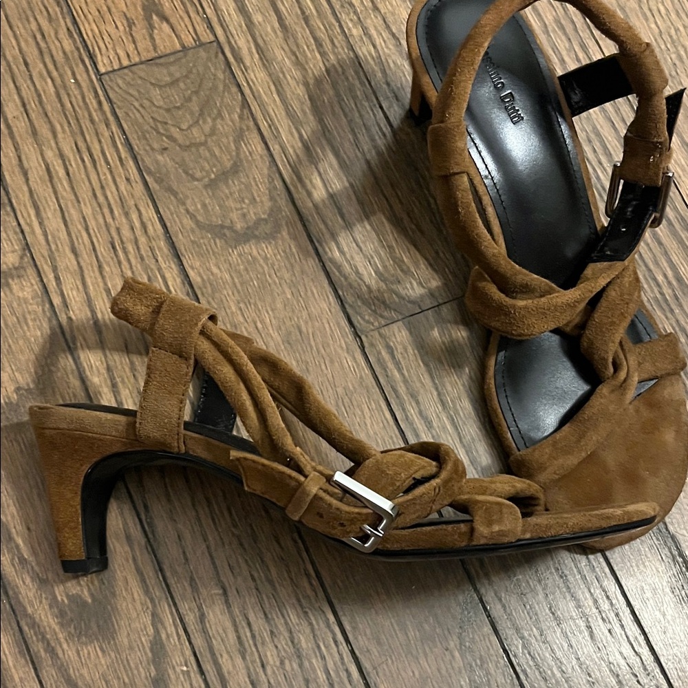 Massimo Dutti Tan Suede Sandals